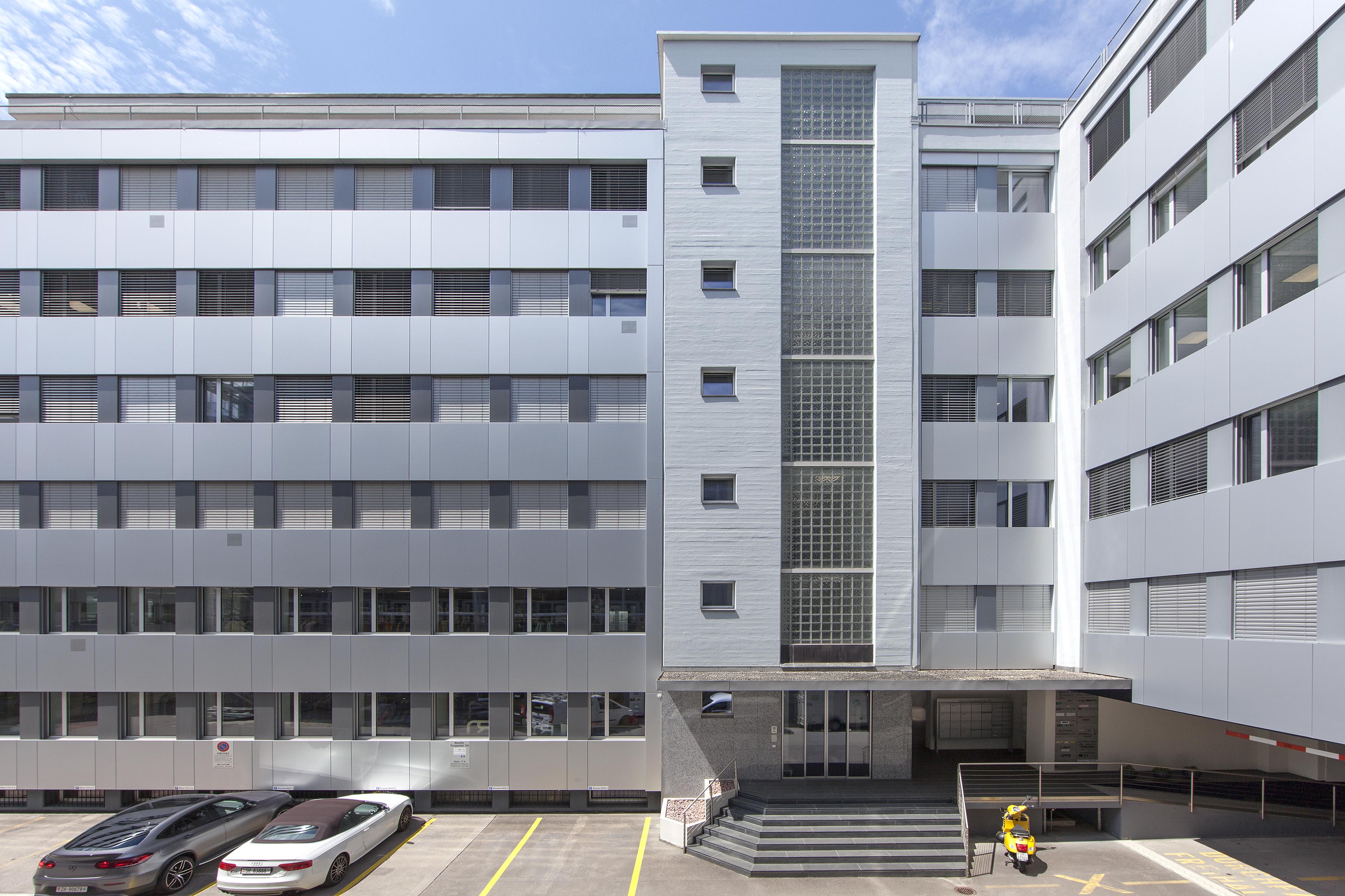 Fashion Center Haus 9 18 B.jpg