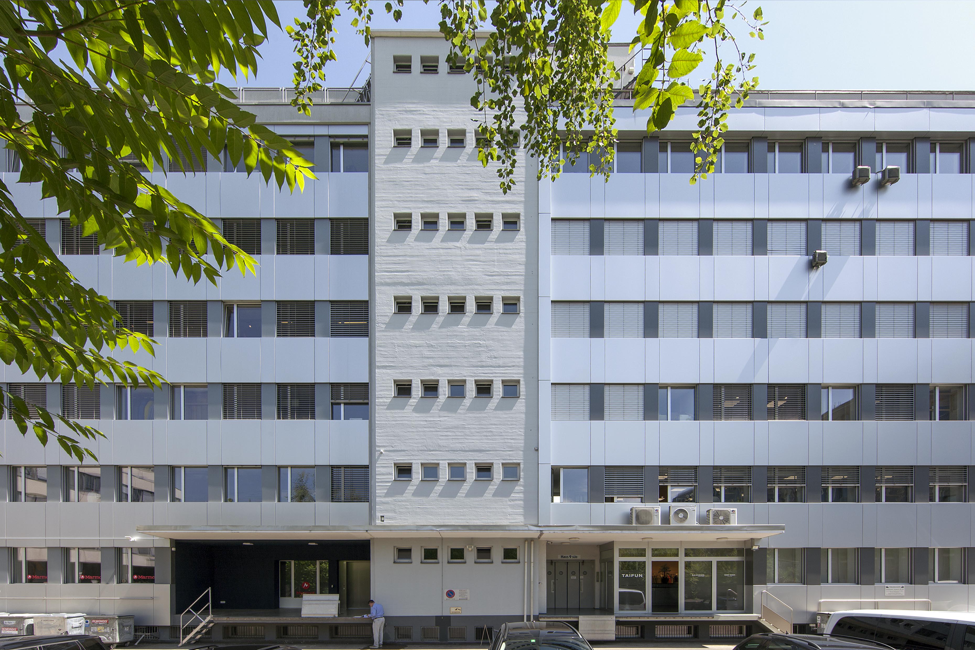 Fashion Center Haus 9 22 B.jpg